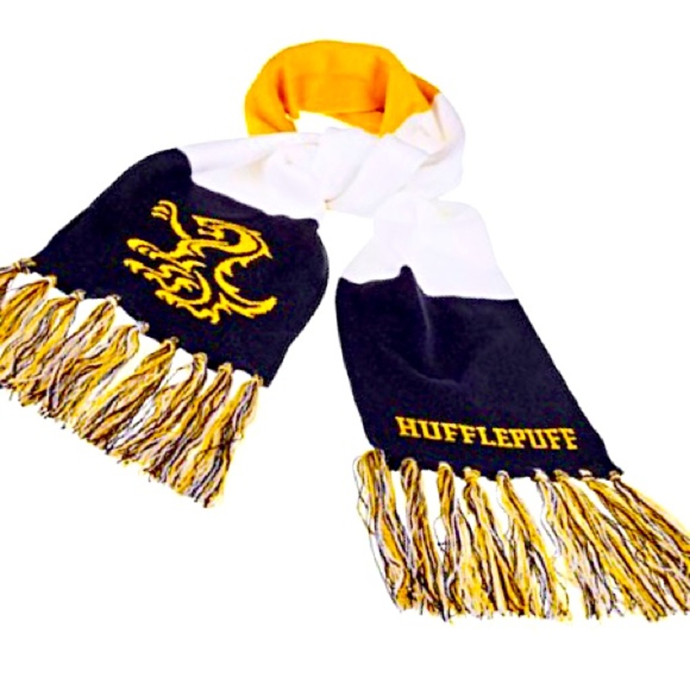 🪄 Hufflepuff Hogwarts Officially Licensed Scarf